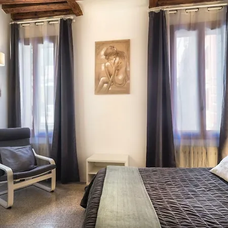 Terrazzina - Romantic Pied A Terre At The Heart Of Cannaregio District דירה ונציה